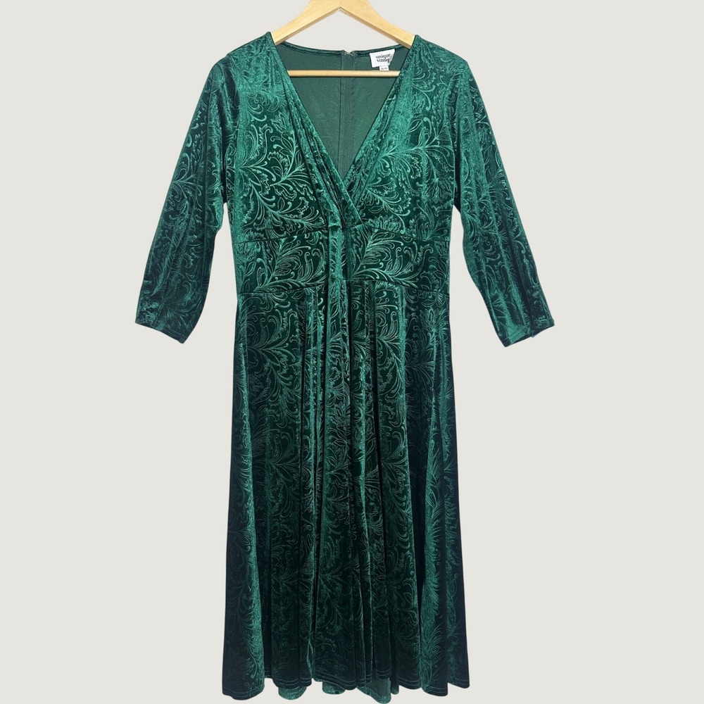 Unique Vintage Green Velvet Dress XL/14  Emerald Damask Floral V-Neck Midi